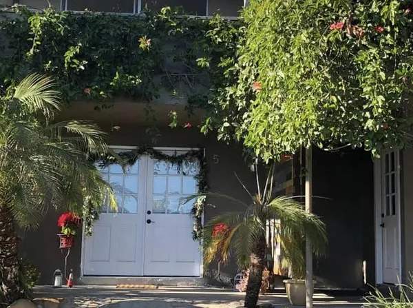 $3,995 | 521 East Arrellaga Street, Unit 12, Santa Barbara, CA 93103