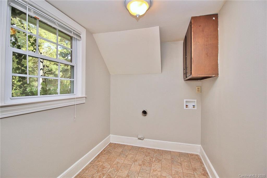 4312 Carmel Road Charlotte, NC 28226 - Photo 14 of 36 a view of small space with a window