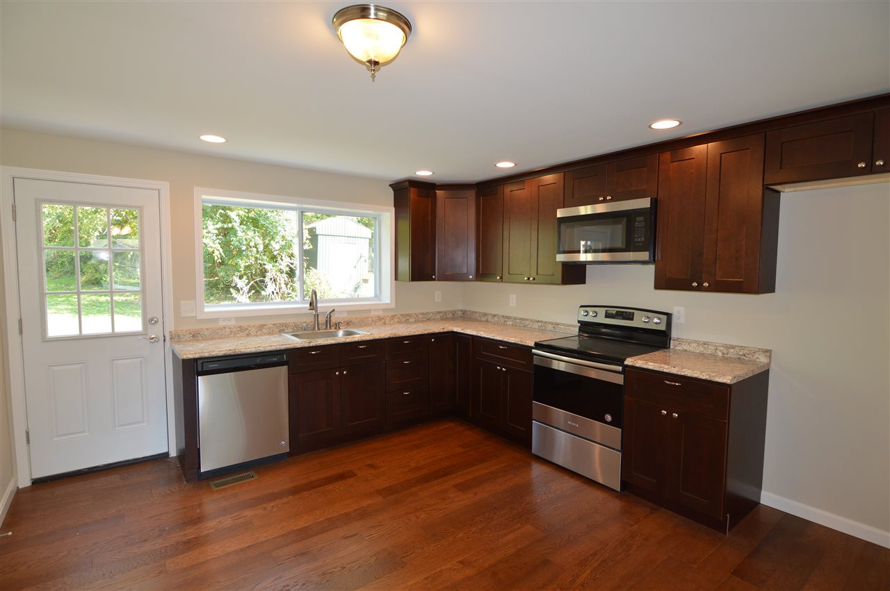 412 Stevenson Road Erlanger, KY 41018 - Photo 2 of 24 Gallery Image 2