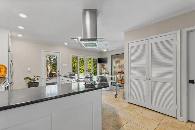 $825,000 | 1099 Waterford Drive, Dallas, TX 75218