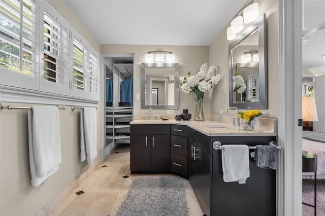 $825,000 | 1099 Waterford Drive, Dallas, TX 75218