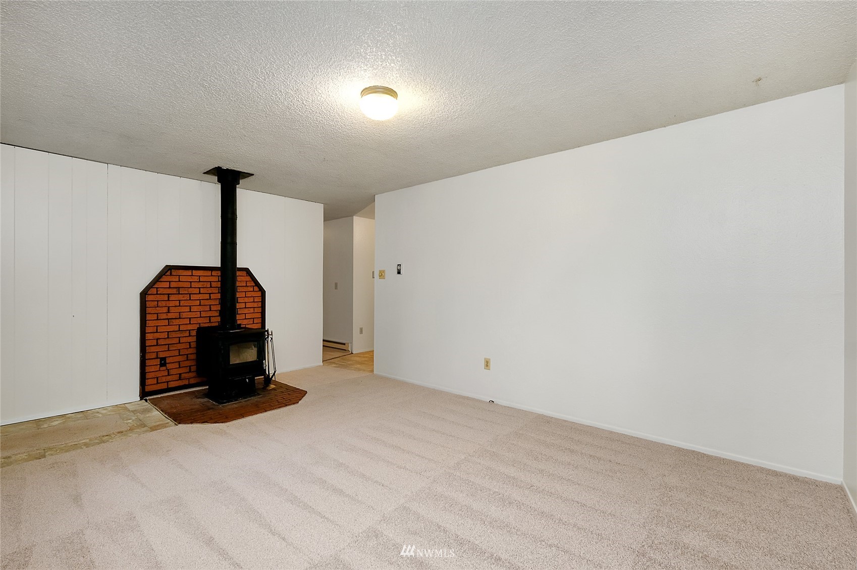 453 Southwest View Drive Port Orchard, WA 98367 - Photo 5 of 28