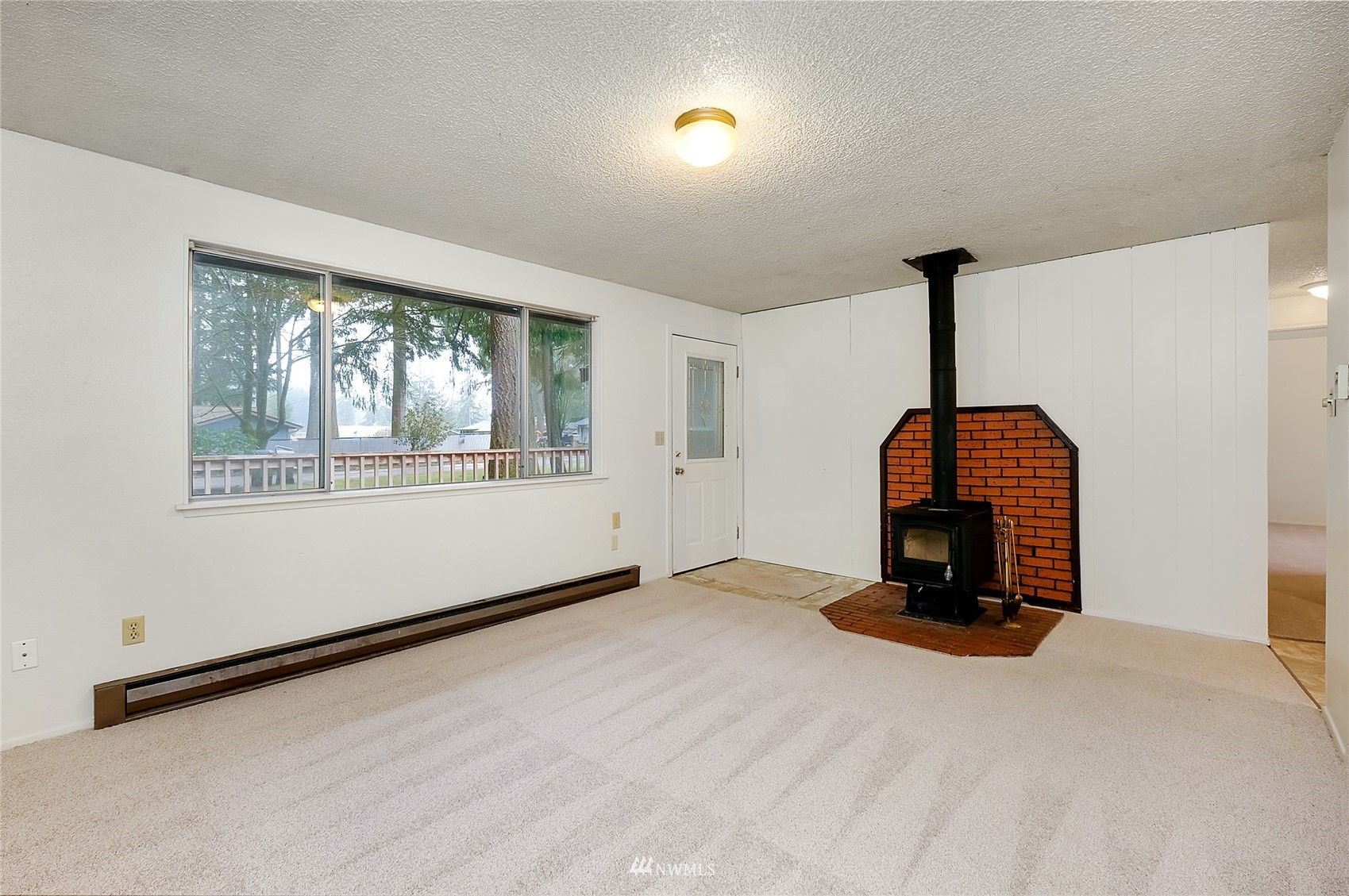 453 Southwest View Drive Port Orchard, WA 98367 - Photo 6 of 28