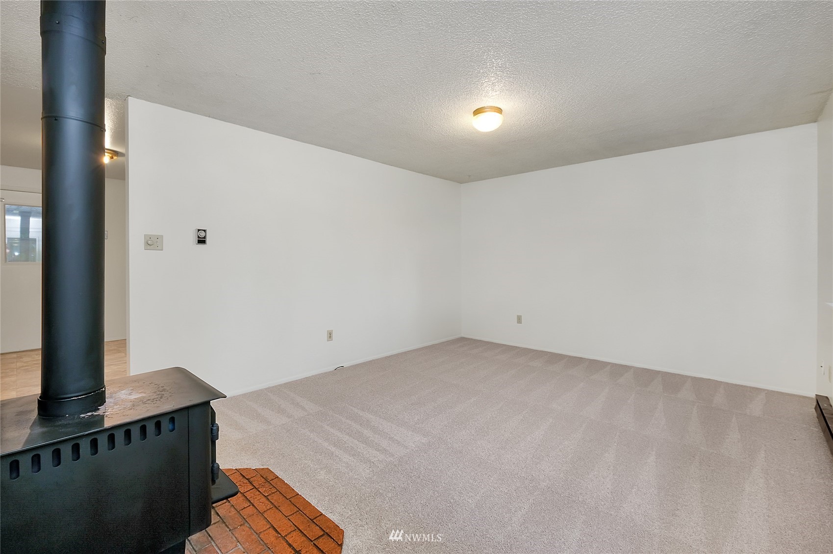 453 Southwest View Drive Port Orchard, WA 98367 - Photo 7 of 28