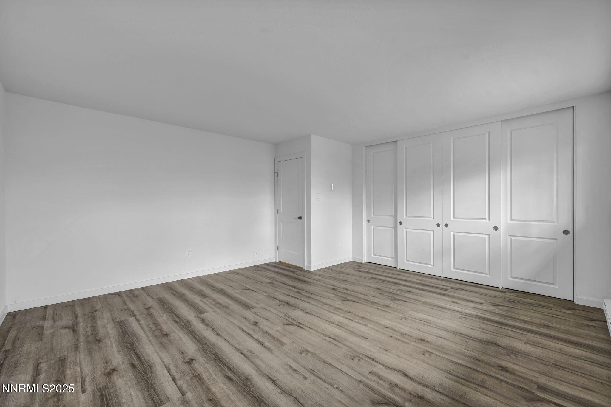 385 Smithridge Park Reno, NV 89502 - Photo 18 of 33 44-web-or-mls-385-smithridge-park