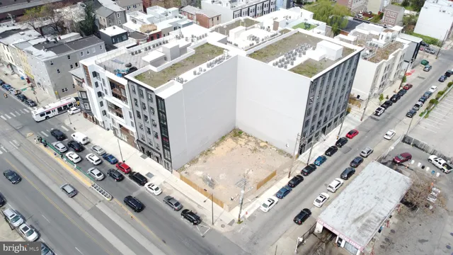 $260,000 | 623 West Girard Avenue, Philadelphia, PA 19123