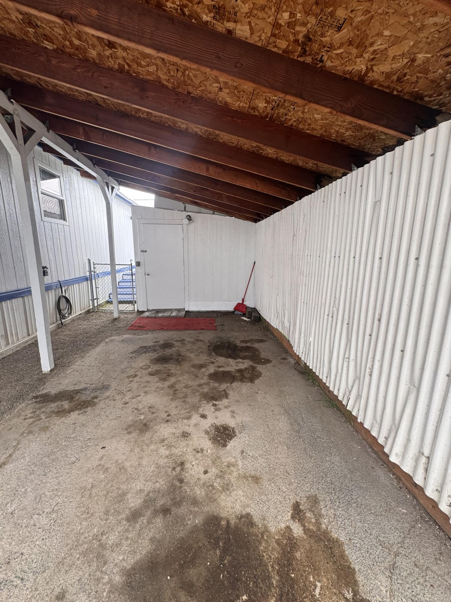 3950 Homedale Road, Unit 8 Klamath Falls, OR 97603 - Photo 6 of 34 IMG_3475