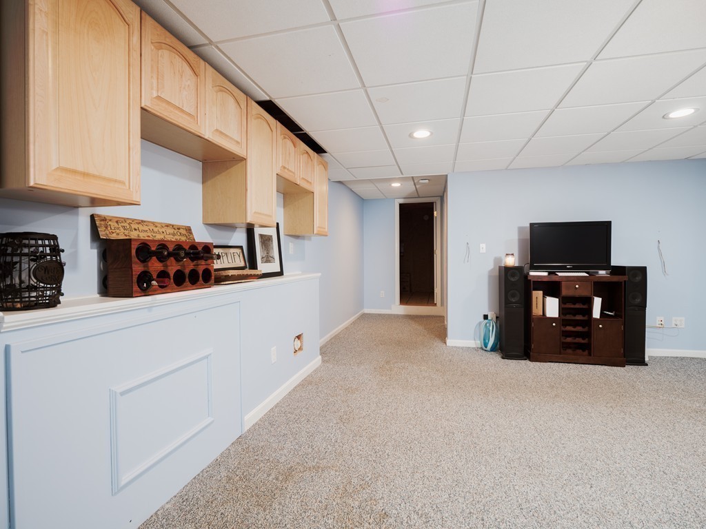 19 O'Brien Road Marlborough, MA 01752 - Photo 25 of 27 Gallery Image 25