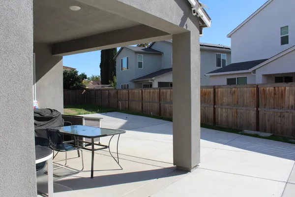 $715,000 | 1718 Flaxen Court, Manteca, CA 95337