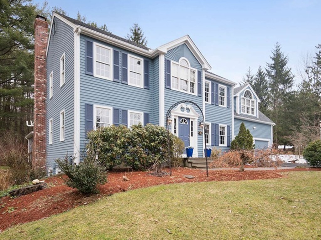14 Daniel Shays Road Hopkinton, MA 01748 - Photo 3 of 29 Gallery Image 3