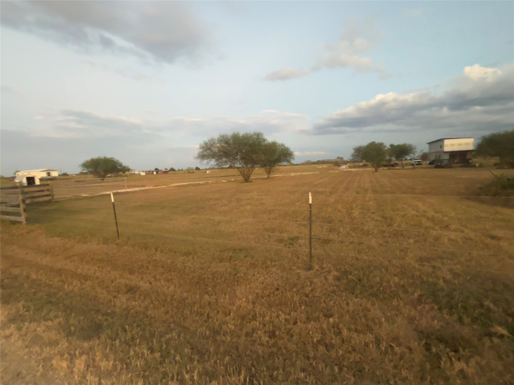 7182 Mieth Road Sealy, TX 77474 - Photo 3 of 10