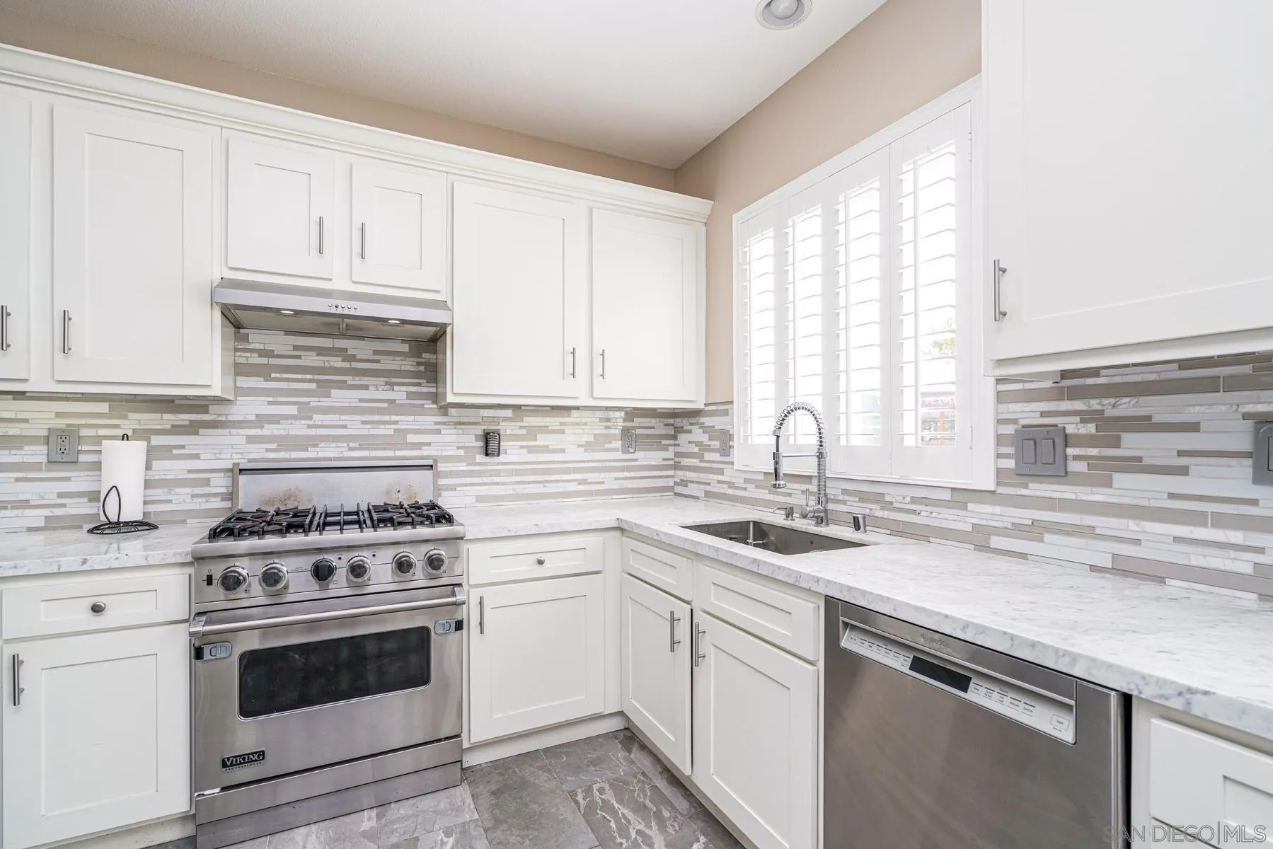1551 Pleasanton Road Chula Vista, CA 91913 - Photo 6 of 38 Gallery Image 6
