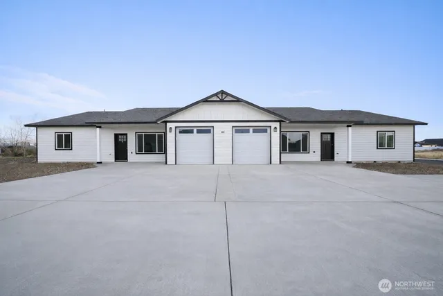 $584,500 | 101 Grant Drive, Ephrata, WA 98823