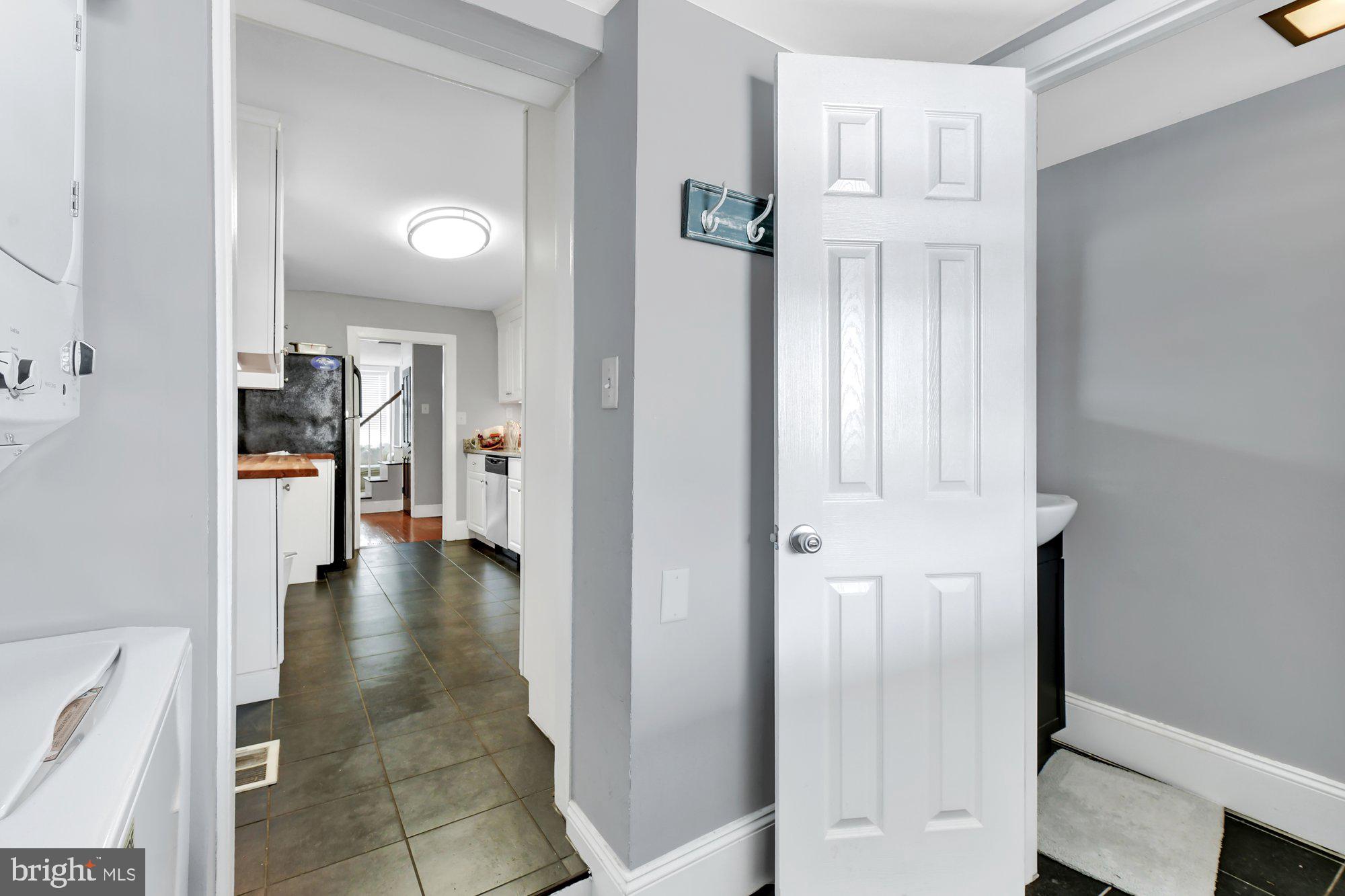 1220 Riverside Avenue Baltimore, MD 21230 - Photo 23 of 26 Laundry Room