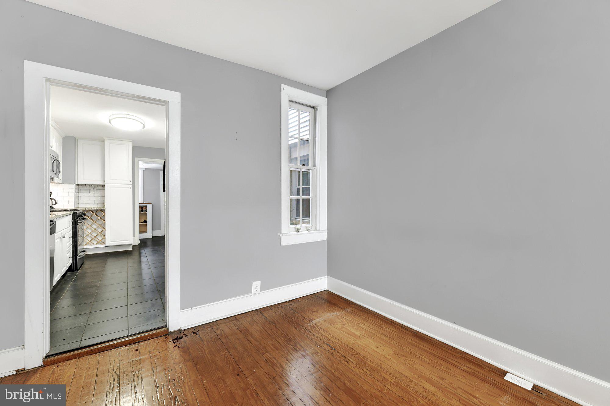 1220 Riverside Avenue Baltimore, MD 21230 - Photo 8 of 26 Dining Room