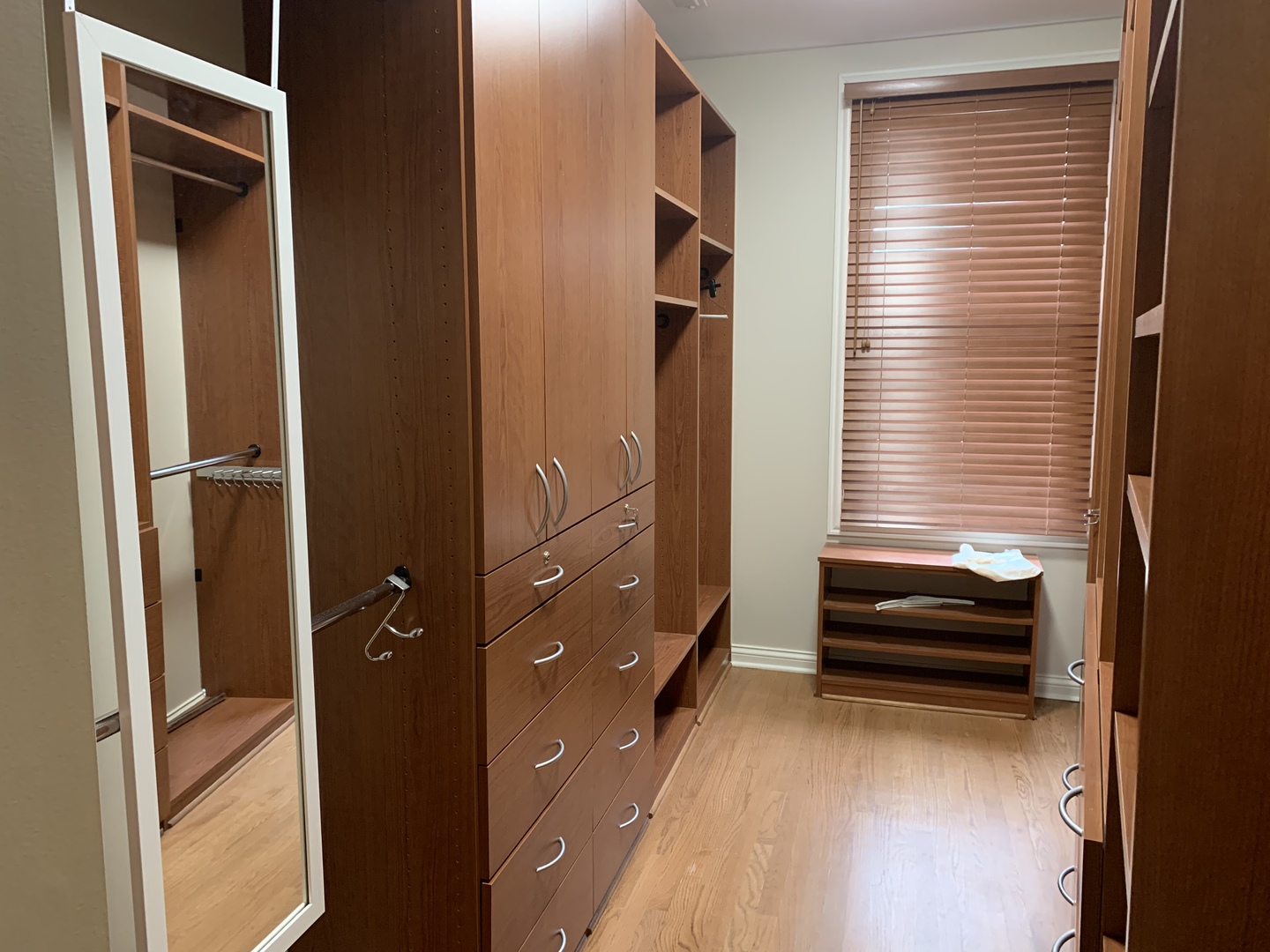 2032 Valor Court Glenview, IL 60026 - Photo 10 of 15