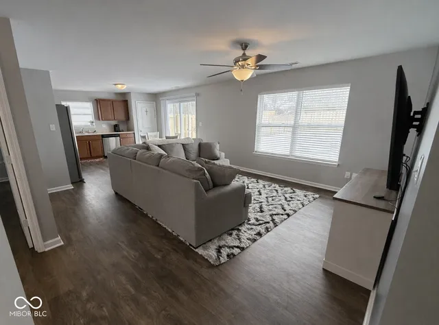 $289,900 | 503 Jefferson Valley, Coatesville, IN 46121