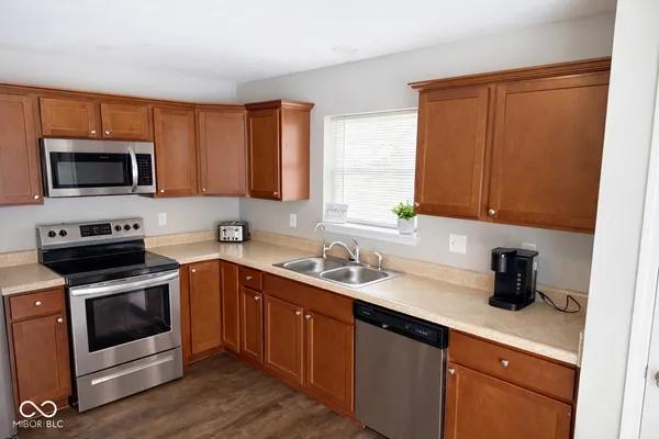 $283,900 | 503 Jefferson Valley, Coatesville, IN 46121