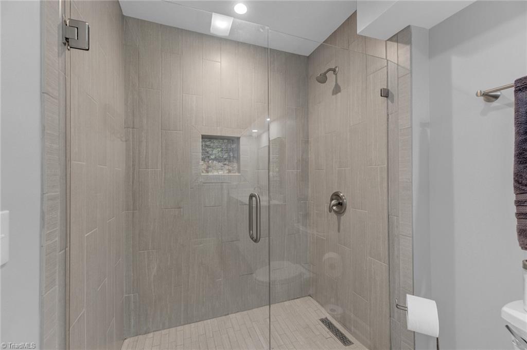 5200 Tower Road Greensboro, NC 27410 - Photo 22 of 38 Gallery Image 22