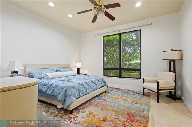 a view of walk in closet