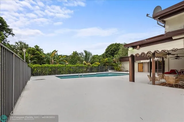 $7,800 | 5304 Woodlands Boulevard, Tamarac, FL 33319