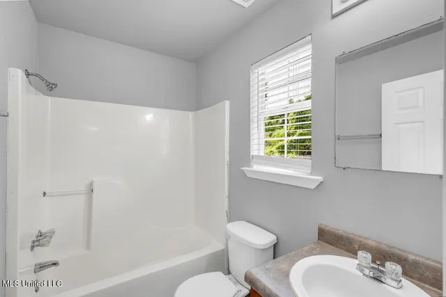 $1,500 | 1997 Todd Cove, Unit A, Biloxi, MS 39531