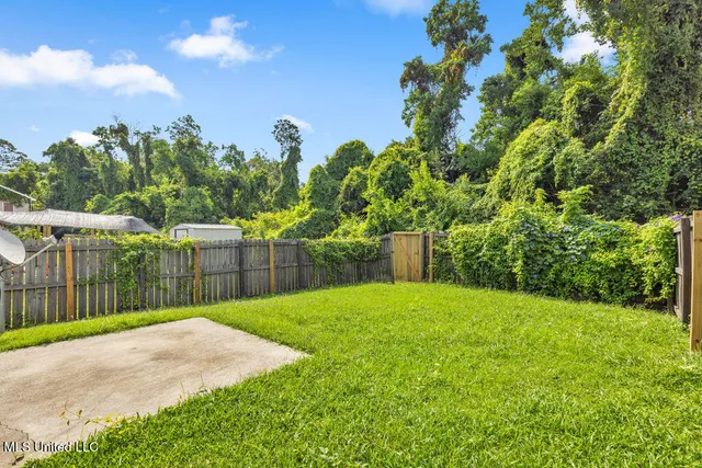 $1,500 | 1997 Todd Cove, Unit A, Biloxi, MS 39531