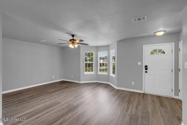 $1,500 | 1997 Todd Cove, Unit A, Biloxi, MS 39531