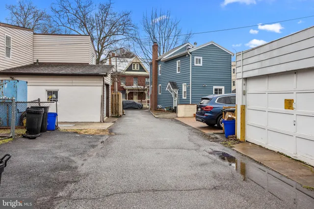 $2,400 | 244 Cedar Street, Bristol, PA 19007