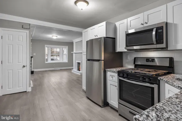 $2,400 | 244 Cedar Street, Bristol, PA 19007