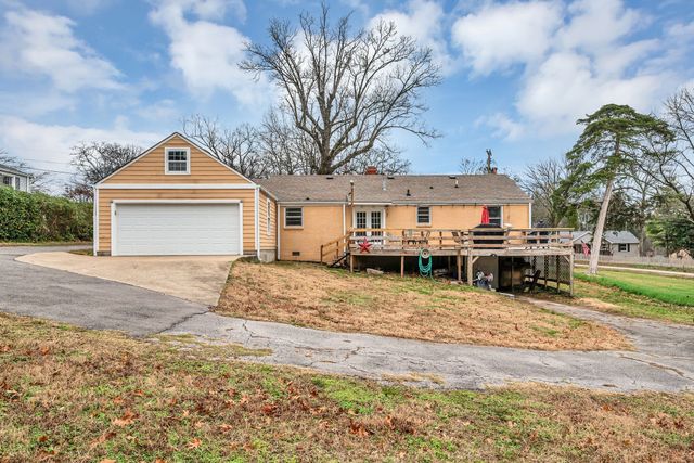 $459,500 | 520 East Marthona Road, Madison, TN 37115