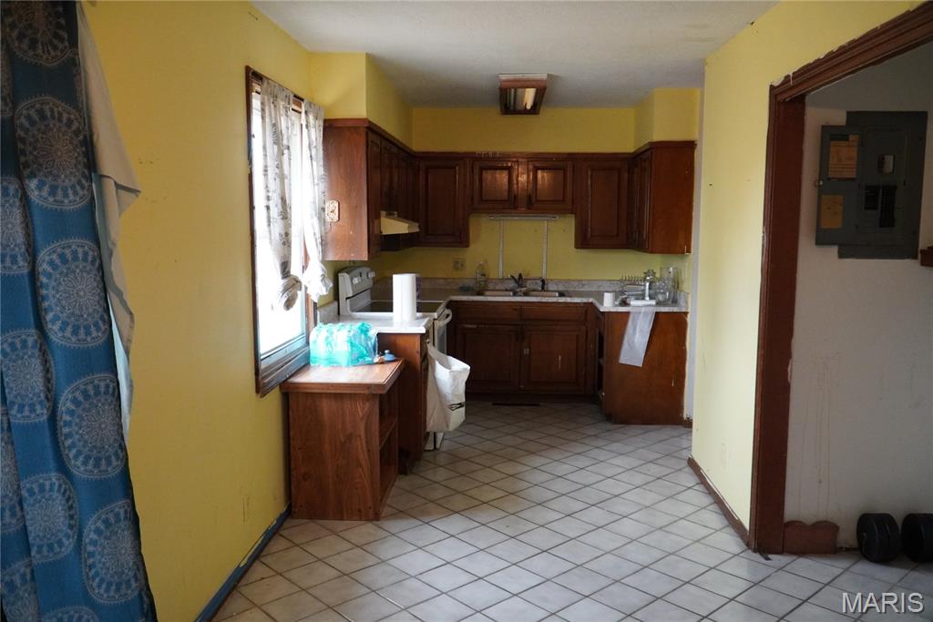 1900 Highland Street Lebanon, MO 65536 - Photo 12 of 25