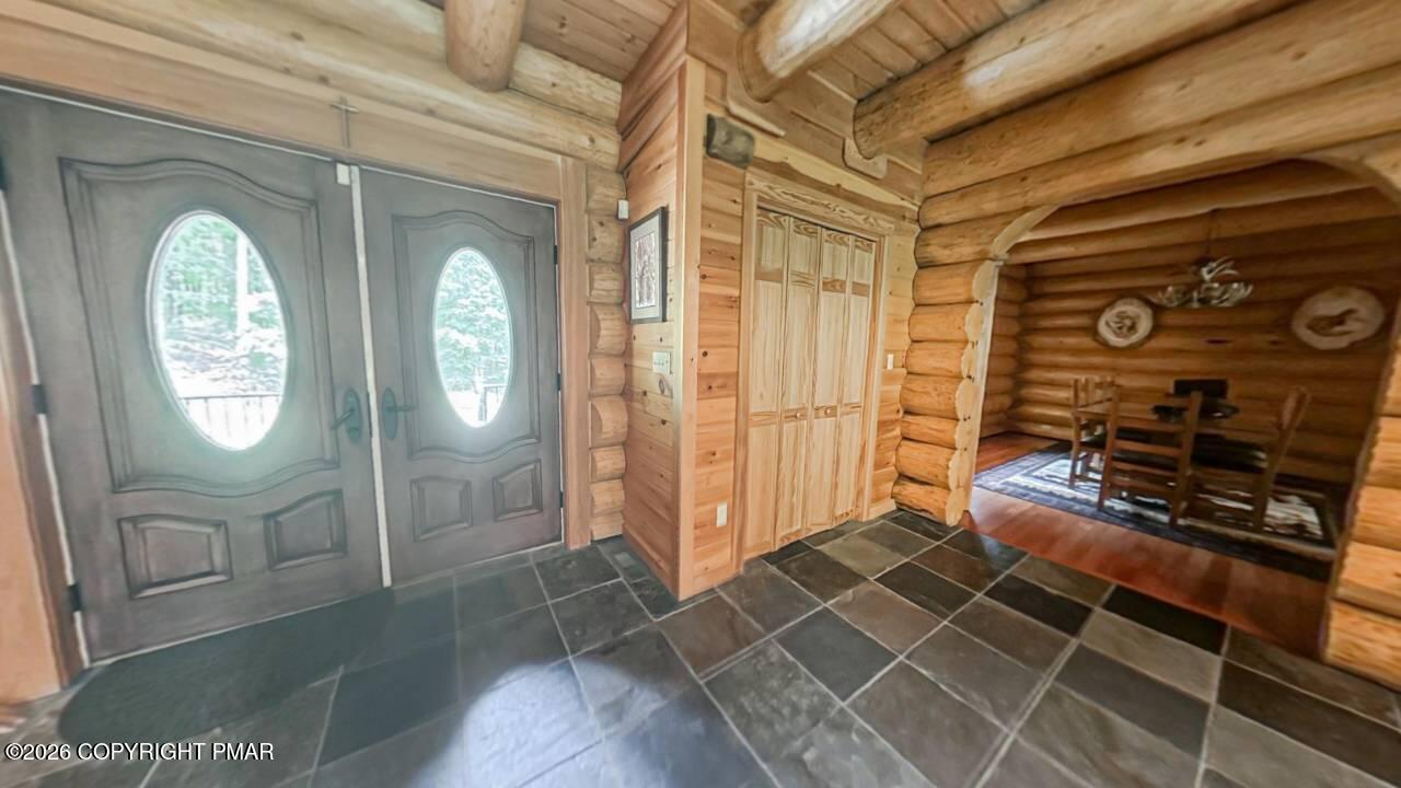 1673 Laurel Run Road Wilkes Barre, PA 18702 - Photo 6 of 30 Entryway_20260707095855