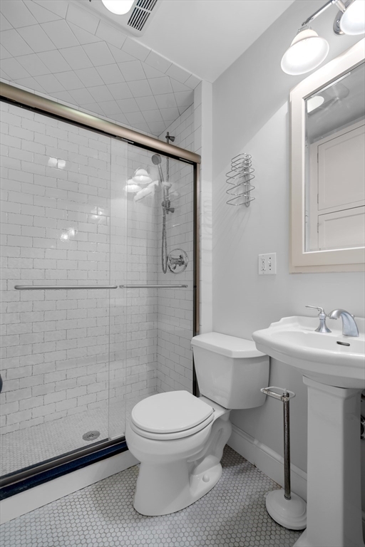 54 Myrtle Street, Unit 1 Boston, MA 02114 - Photo 11 of 14