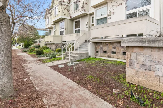 $1,050,000 | 38211 Eggers Common, Fremont, CA 94536