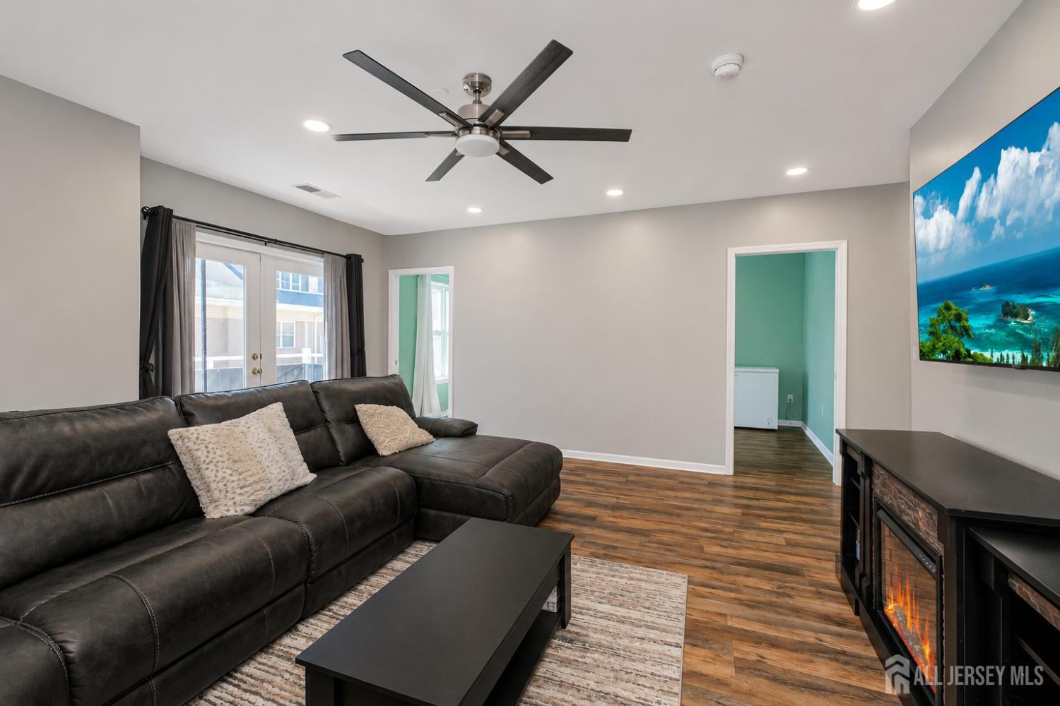368 Rector Street, Unit 414 Perth Amboy, NJ 08861 - Photo 11 of 21
