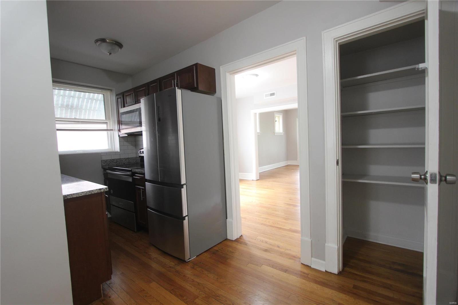 3969 Potomac Street, Unit 2E St. Louis, MO 63116 - Photo 4 of 9