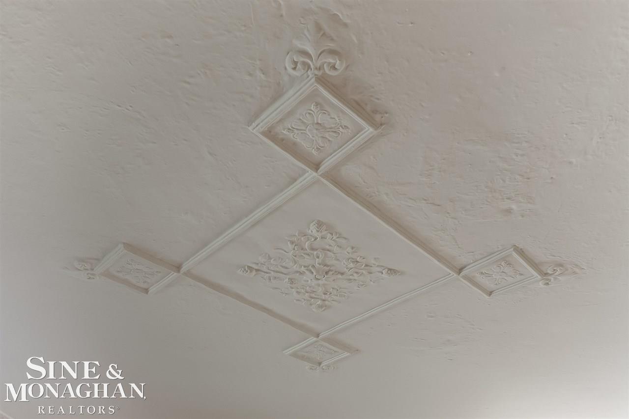 1035 Bishop Road Grosse Pointe Park, MI 48230 - Photo 23 of 62