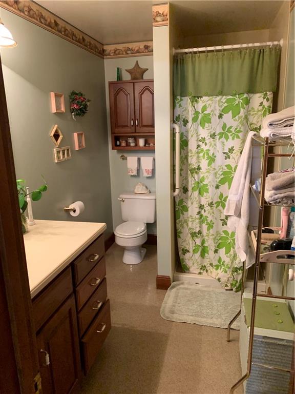 712 Herman Road Butler, PA 16002 - Photo 8 of 18