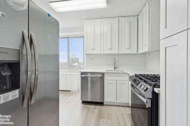 $360,000 | 3333 Henry Hudson Parkway, Unit 21R | Riverdale