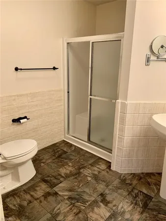 $1,600 | 5003 Bass Chapel Road, Unit 2B, Greensboro, NC 27455