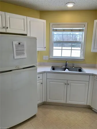 $1,600 | 5003 Bass Chapel Road, Unit 2B, Greensboro, NC 27455