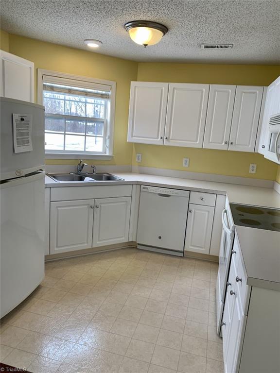 5003 Bass Chapel Road, Unit 2B Greensboro, NC 27455 - Photo 9 of 25