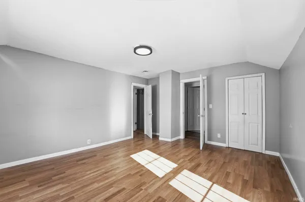 $214,900 | 725 South Main Street, Kendallville, IN 46755