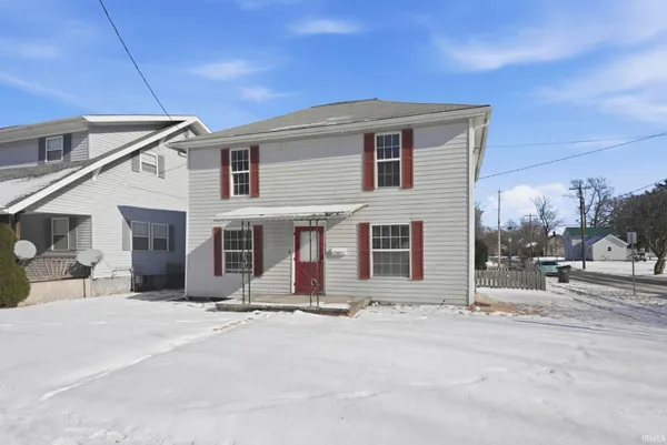 $204,900 | 725 South Main Street, Kendallville, IN 46755