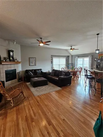 $385,000 | 211 Essex Drive, Smithville, MO 64089