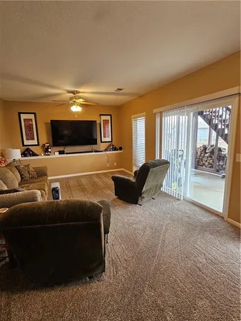 $385,000 | 211 Essex Drive, Smithville, MO 64089