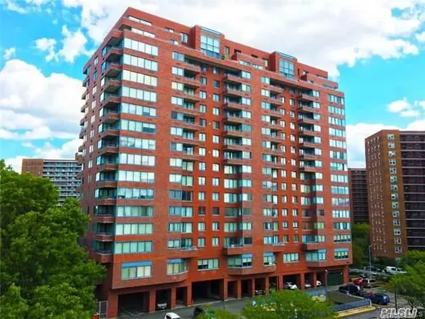 $569,000 | 62-54 97th Place, Unit 11L | Rego Park