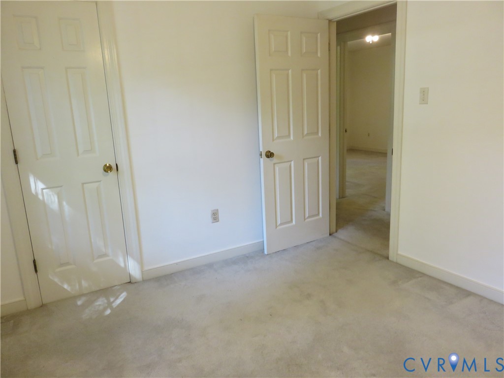 8379 Quailfield Road Mechanicsville, VA 23116 - Photo 35 of 56 a view of an empty room