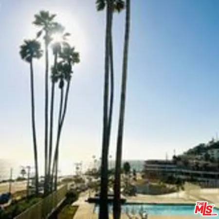 $6,500 | 17366 Sunset Boulevard, Unit 105, Pacific Palisades, CA 90272